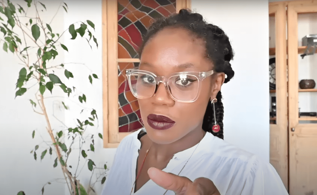 Découvrez des stratégies éprouvées pour définir et maintenir vos bonnes résolutions, en utilisant des méthodes telles que la technique SMART, la visualisation et le renforcement positif. Apprenez à surmonter la procrastination, à instaurer de nouvelles habitudes et à atteindre vos objectifs personnels en 2024